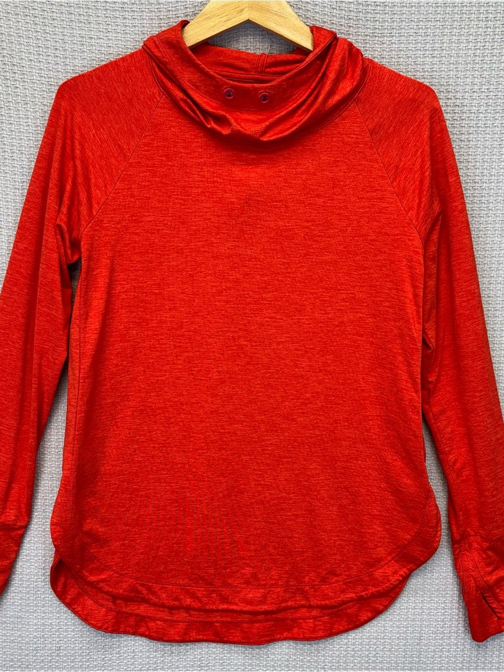 Athleta Women Size Small Hoodie Orange Pullover Sweatshirt Uptempo Top Stretch
